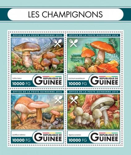 GUINEA - 2016 - Mushrooms - Perf 4v Sheet - MNH