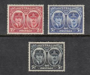 AUSTRALIA MNH #197-199 Complete Set