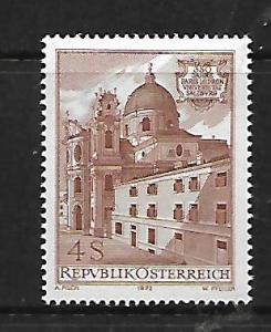 AUSTRIA 931 MNH CHURCH AND UNIVERSITY