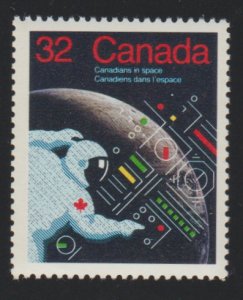 1046  space - MNH