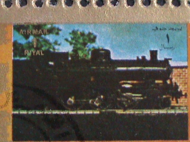 ​UMM AL QIWAIN-1973 WORLD FAMOUS TRAINS CTO MINI SHEET VERY FINE