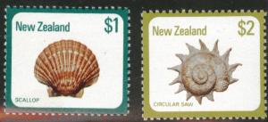 New Zealand Scott 696-697 MH*  1979 1-2$ shell set CV$4.50