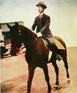 JAPAN Postcard EMPEROR HIROHITO Shōwa 昭和 HORSE RIDING {samwells}PC82