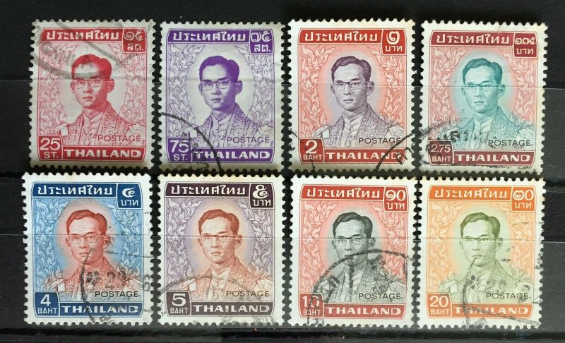 Thailand King Bhumibol Adulyadej part set 1972-77 25 st - 20 Baht used T3458
