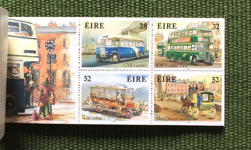 IRELAND - 1993 IRISH BUSES - STAMP BOOLET (2 PANES WITH 8 STAMPS MNH)