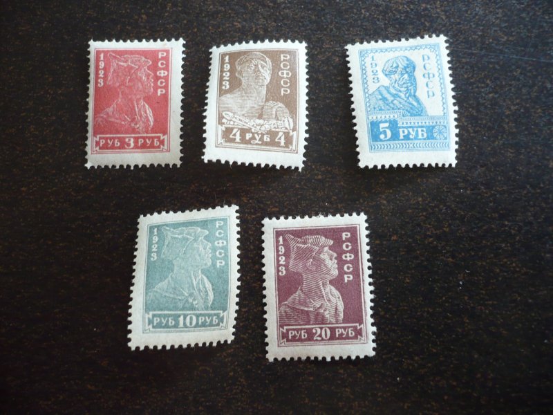 Stamps - Russia - Scott# 238-241a - Mint Hinged Part Set of 5 Stamps