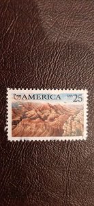 US Scott # 2512; used 25c PanAmerica from 1990; XF centering; off paper