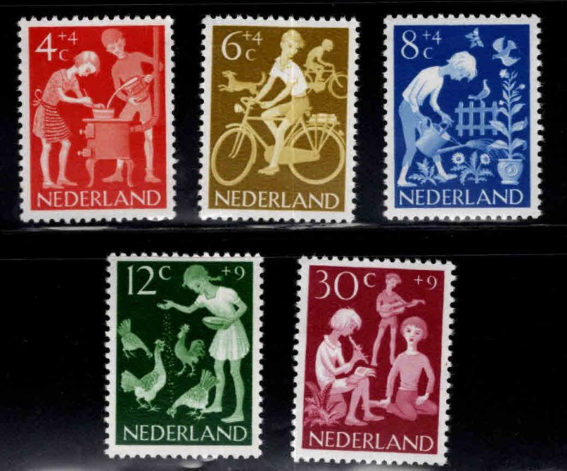 Netherlands Scott B368-B372 MNH** 1962 semi-postal Child Welfare set