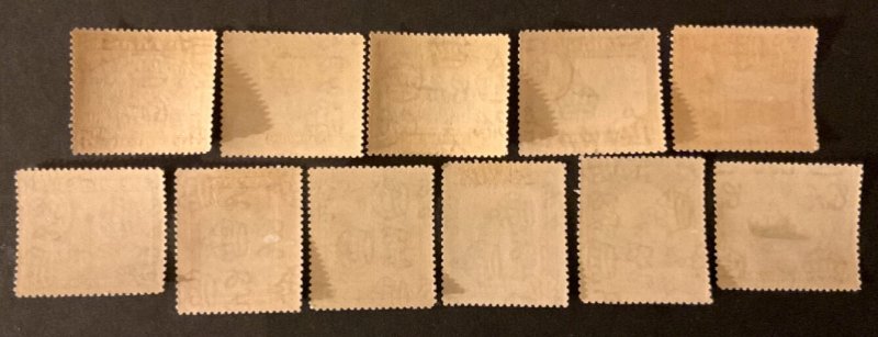 Cyprus Scott #125-35 hinged