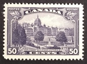 Canada 226 VF MRG