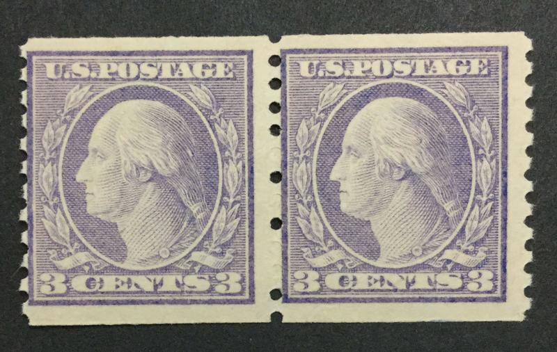 MOMEN: US #494 PAIR MINT OG NH #24285