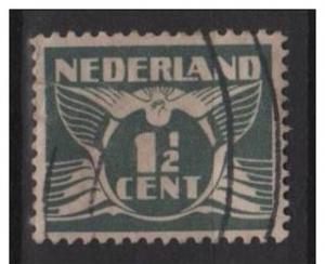  	Netherlands 1926  - Scott 167 used - 1.1/2c, Gull 