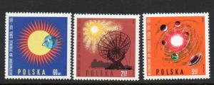 Poland #1343-1345 Mint Never Hinged E538
