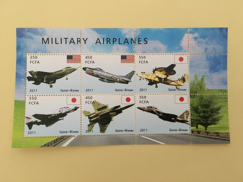 Malawi 2011 M/S Militay Airplanes Transport Aircraft Flight Aviation Stamps (2)