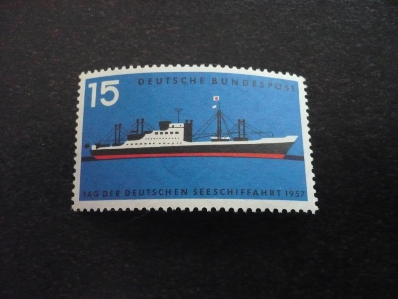 Stamps - Germany - Scott# 767 - Mint Hinged Set of 1 Stamp