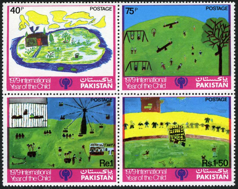 Pakistan 494-497a blk/4, MNH. IYC. Emblem, Children's drawings, 1979