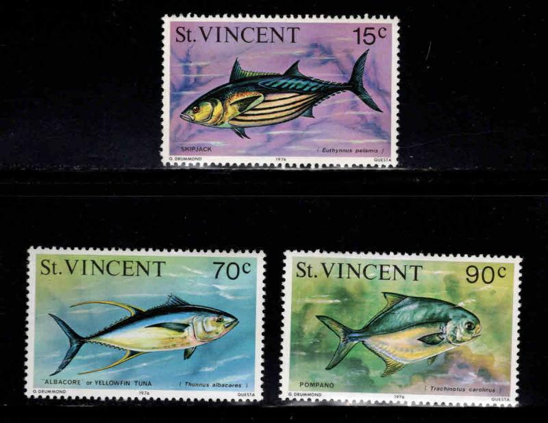 St Vincent Scott 472-474 MH* Fish set