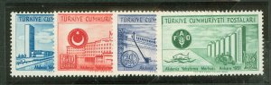 Turkey #1051-4 Unused Single (Complete Set)