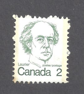 CANADA # 587 VF MINT PRINTING ERROR, PRINTED WITH NO GUM BS28660