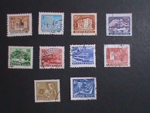 ​HUNGARY- -VERY OLD FAMOUS HISTORIC BUILDINGS LARGE SET USE STAMPS VERY FINE