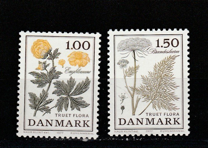 Denmark  Scott#  609-610  MNH  (1977 Endangered Flora)