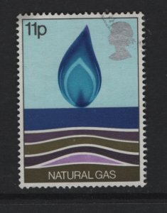 Great Britain  #829  used 1978  energy resources 11p natural gas