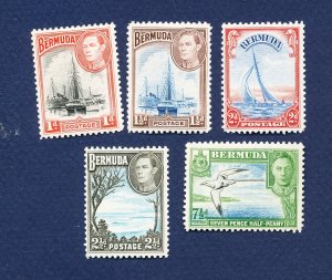 26 - BERMUDA - Scott 109A, 118, 119, 120A, 121D - unused hinged