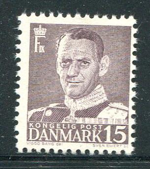 Denmark #319 mint - Make Me An Offer