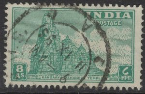 INDIA SG318 1949 8a TURQUOISE-GREEN USED