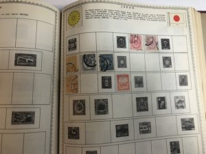 The New World Wide Postage Stamp Album Lots Of Old Stamps