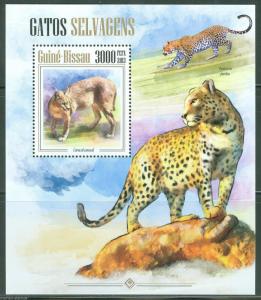 GUINEA BISSAU 2013 WILD CATS  SOUVENIR SHEET  MINT NH