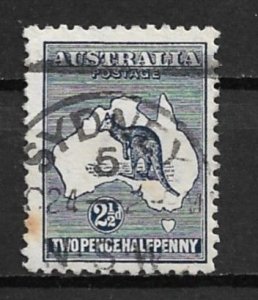 1913 Australia Sc4 2½d Kangaroo used