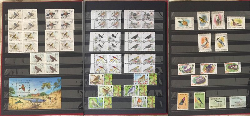 COLLECTION OF BIRDS MNH STAMPS FROM DIFF. COUNTRIES IN AN ALBUM - 210 STAMPS