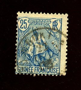 FR GUIANA 25 USED AV-FIN Cat $11