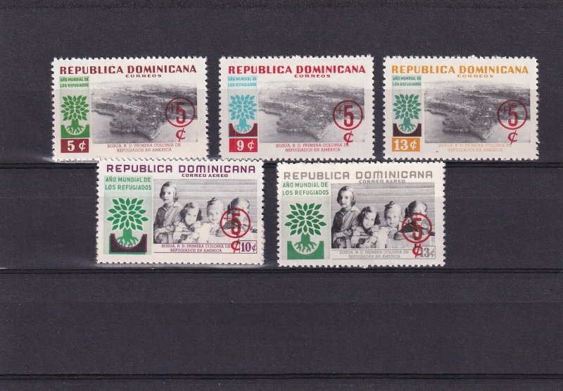 SA12e Dominican Republic 1960 World Refugee Year Surcharged mint stamps