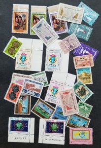 IRAQ Unused Mint MNH OG Stamp Lot Collection T5803