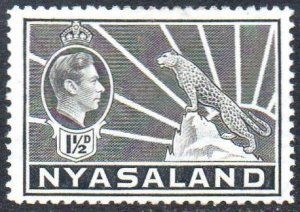 Nyasaland 1942 1½d grey MH