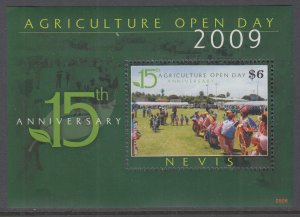 Nevis 1557 Souvenir Sheet MNH VF