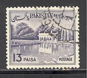 Pakistan 135a used SCV $ 0.25