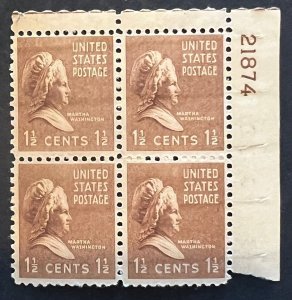 Scott#: 805 - Martha Washington 1½¢ 1938 Plate Block of Four MNHOG - Lot 2 FR