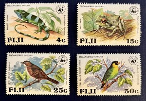 Fiji 397-400 / 1979 Endangered Species Stamps / MNH / Iguana, Frog, Parrot