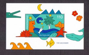 Germany  #2000   MNH  1998  sheet for us children marine life