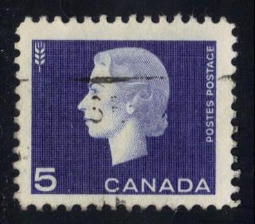 Canada #405 Queen Elizabeth II and Wheat, used (0.20)