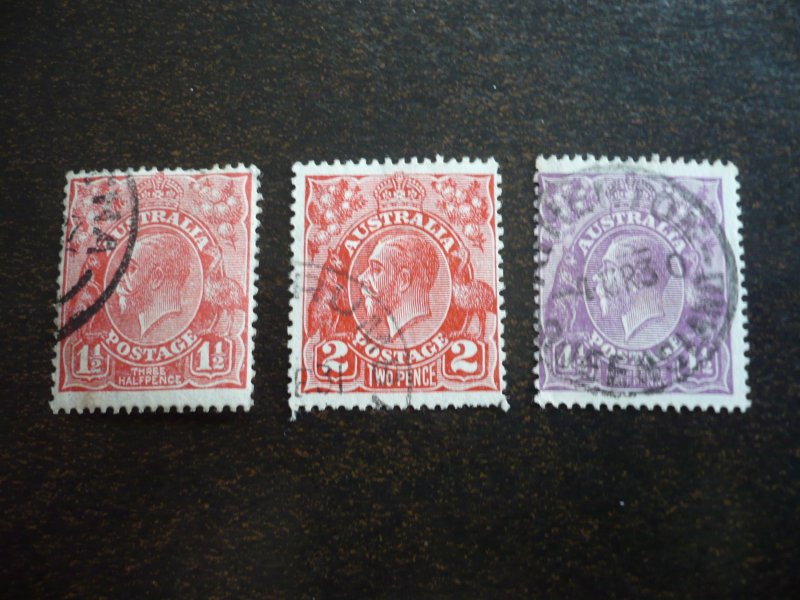 Stamps - Australia - Scott# 68, 71, 74 - Used Part Set of 3 Stamps