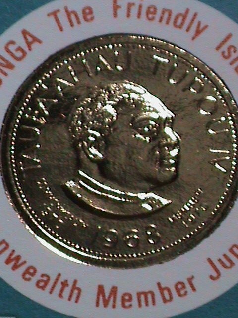 ​TONGA 1970 -SC#C76 KING TAUFA'AHAU TUPOU IV MEDAL- MNH-VERY FINE-KEY STAMP