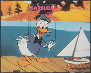 BARBUDA # 487 SOUVENIR SHEET SHOWING DONALD DUCK & THE CHIPMUNKS