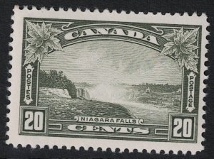 Canada SC# 225 Mint Light Hinged - S17923