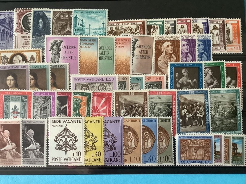 Vatican Post 1960-1964  Mint Never Hinged Stamps R46396