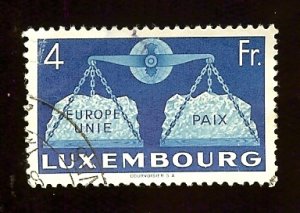 Luxembourg @277 4fr Globe & Scales ~ Used