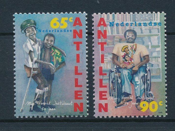 [NA1083] Netherlands Antilles Antillen 1995 Mgr. Verriet Institute MNH # 1083-84
